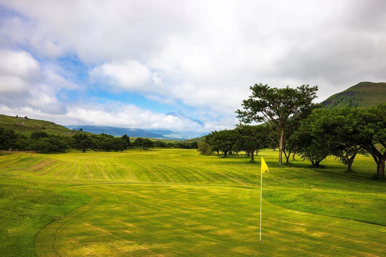 Hlalanathi Drakensberg Resort Бергвилль Экстерьер фото