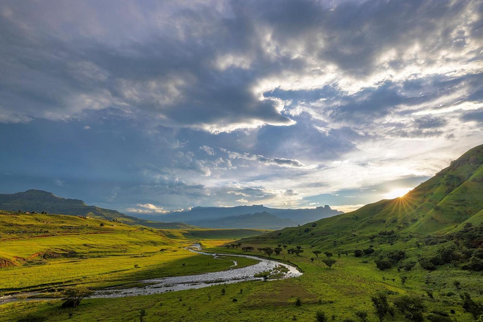Hlalanathi Drakensberg Resort Бергвилль Экстерьер фото