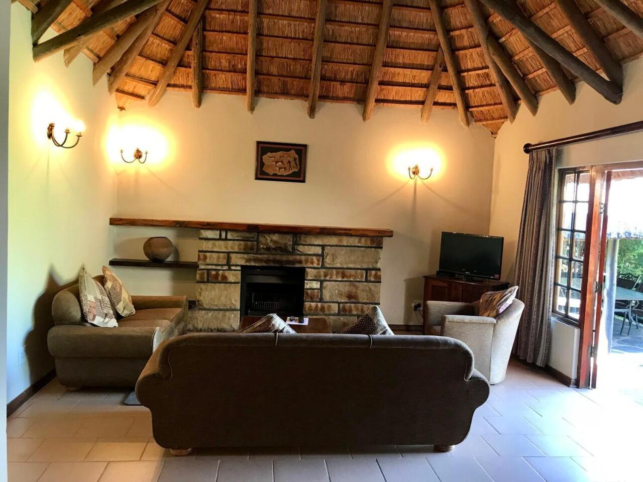 Hlalanathi Drakensberg Resort Бергвилль Экстерьер фото