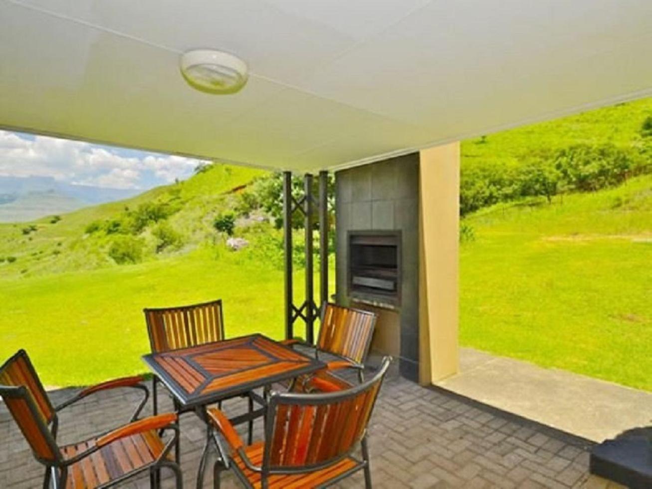 Hlalanathi Drakensberg Resort Бергвилль Экстерьер фото