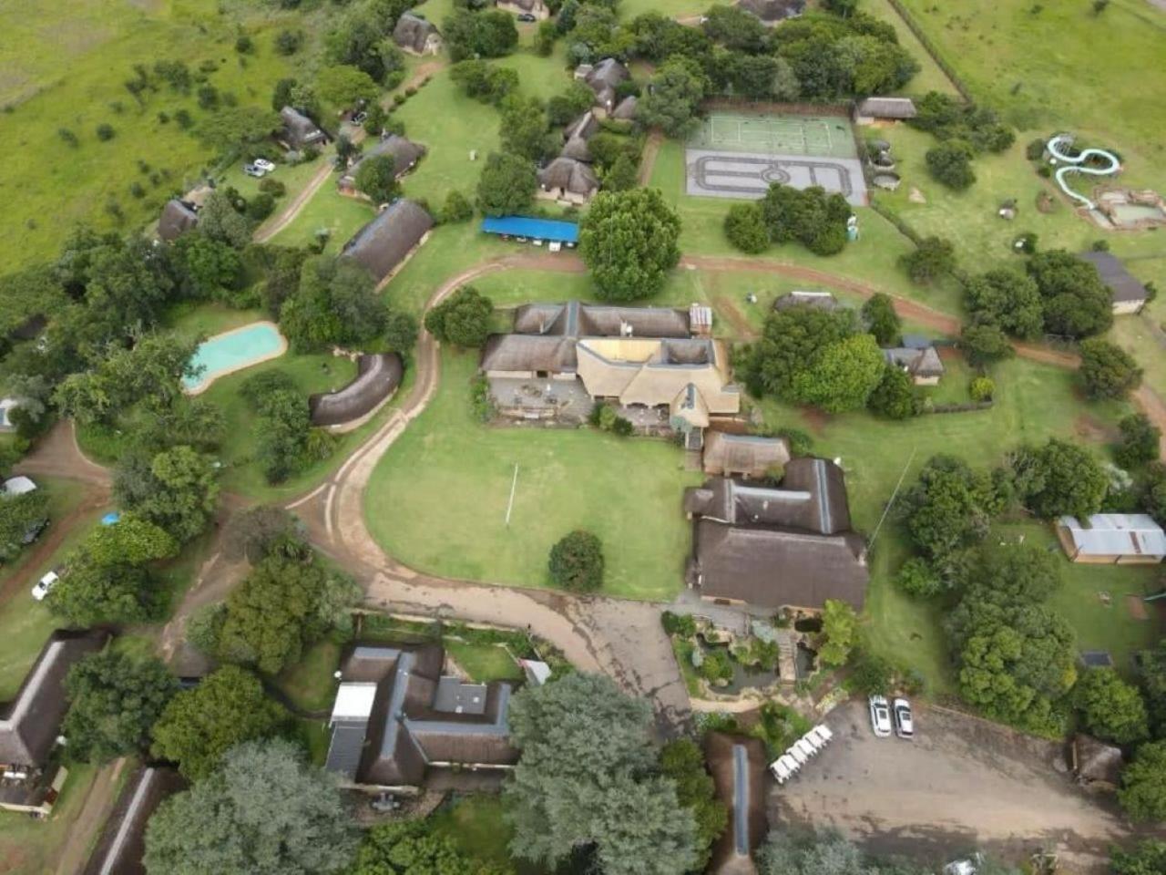 Hlalanathi Drakensberg Resort Бергвилль Экстерьер фото